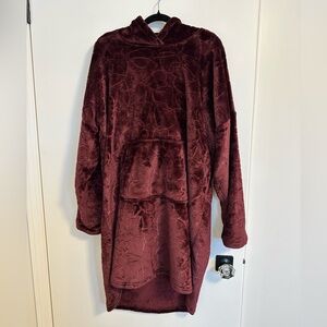 Plush Burgundy Hooded Blanket Sweatshirt